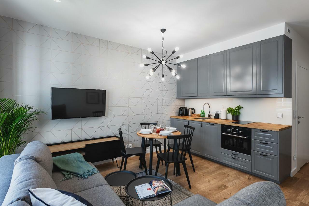 Yoursecondflat Grzybowska Apartment Варшава Екстериор снимка